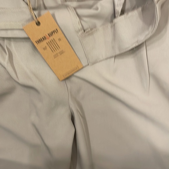 NWT Beige Thread and Supply Wide leg suit pants in size XL - Picture 5 of 7
